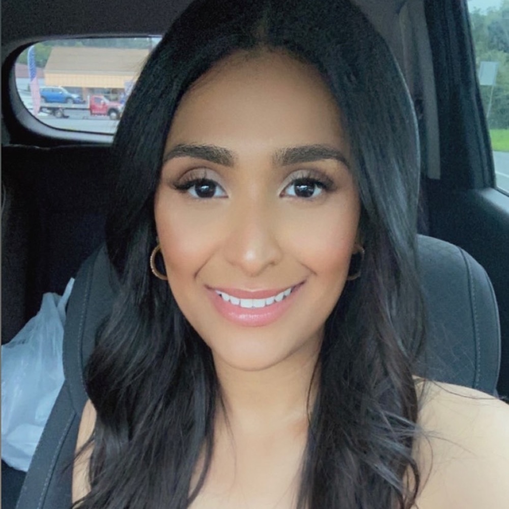 Meet Your Posher, Cristal!